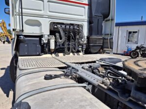 truck XF480SLH GG956WG 133932
