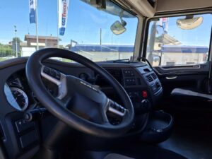 truck XF480SLH GG956WG 133932