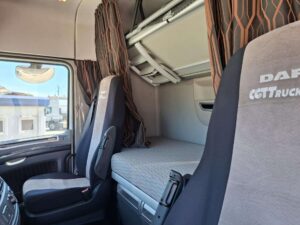 truck XF480SLH GG956WG 133932