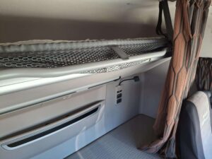 truck XF480SLH GG956WG 133932