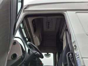 truck XF530SSC GG095WG 133134