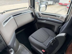 truck XF480SLH GG951WG 135409