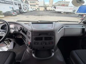 truck XF480SLH GG951WG 135409