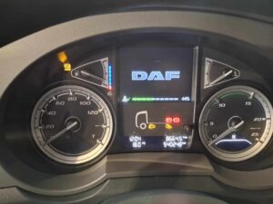 truck XF480SSC GH017XK 105034