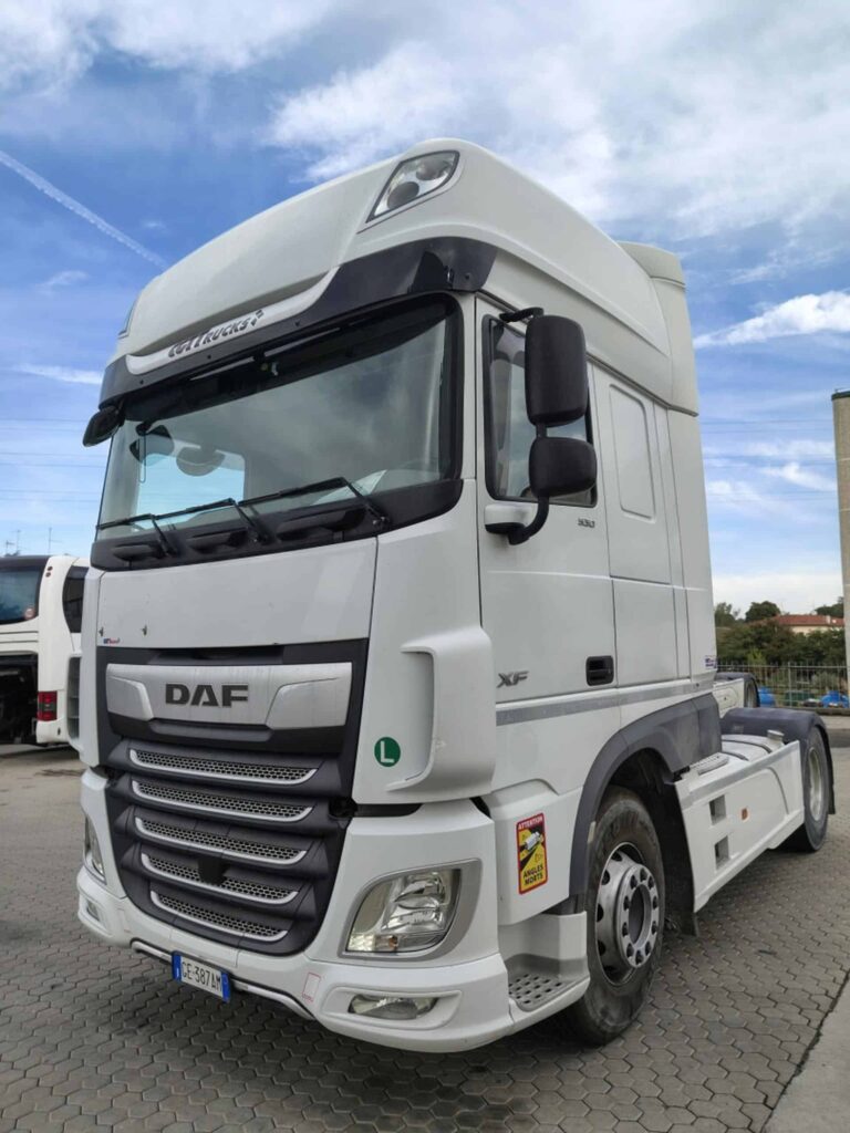 truck XF530SSC GE387AM 136436